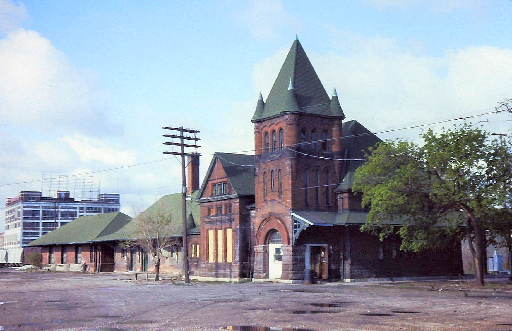 MC Genesee Station in Saginaw